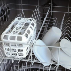 Re-Play Platinum Silicone 8oz. Sippy Cup -Graco Shop GUEST 184aca02 ab7e 4d56 8a42 9f36006f3a61 1