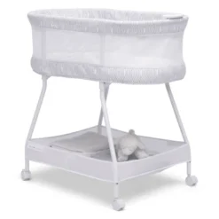 Delta Children Curve Bassinet - White And Gray -Graco Shop GUEST 331c2e4a a17e 4ccc 9829 eeef4dc2979e
