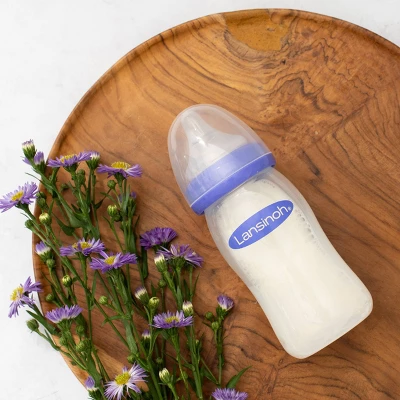 Lansinoh Baby Bottles For Breastfeeding Babies With 3 Medium Flow Nipples (Size 3M) - 8oz/3ct 7 Lansinoh Baby Bottles For Breastfeeding Babies With 3 Medium Flow Nipples (Size 3M) - 8oz/3ct - Image 7