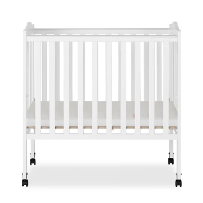 Dream On Me, 2 In 1 Lightweight Folding Portable Crib 12 Dream On Me, 2 In 1 Lightweight Folding Portable Crib - Image 12