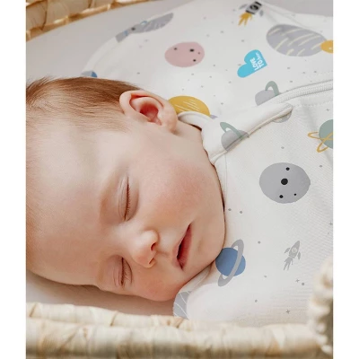 Love To Dream Designer Collection Adaptive Swaddle Wrap - Lite Space White - S 2 Love To Dream Designer Collection Adaptive Swaddle Wrap - Lite Space White - S - Image 2