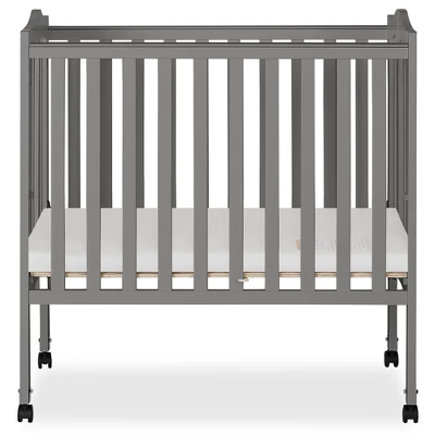 Dream On Me, 2 In 1 Lightweight Folding Portable Crib 9 Dream On Me, 2 In 1 Lightweight Folding Portable Crib - Image 9