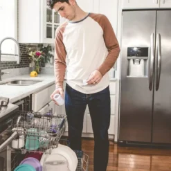 Lansinoh Baby Bottles For Breastfeeding Babies With 3 Slow Flow Nipples (Size 2S) - 5oz/3ct -Graco Shop GUEST 97aca365 2379 4a36 967c 0ef76ec46669