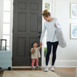 Graco Dream More 3-in-1 Travel Bassinet - Gray -Graco Shop GUEST bb6a1e15 530a 4a9a b4b3 698b2d4dbf9d