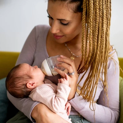 Tommee Tippee Closer To Nature Baby Bottle Gift Set - 8ct 2 Tommee Tippee Closer To Nature Baby Bottle Gift Set - 8ct - Image 2