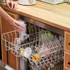 Medela Silicone Breast Milk Collector -Graco Shop GUEST f16f79aa 266d 48eb a38c f60c393adba3