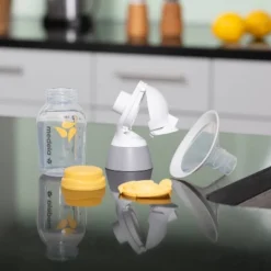 Medela Swing Maxi Double Electric Breast Pump -Graco Shop GUEST f59899d9 2a35 4e53 8574 e9217a8b56fa